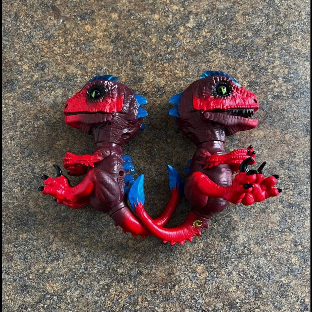 Dinosaur Fingerlings